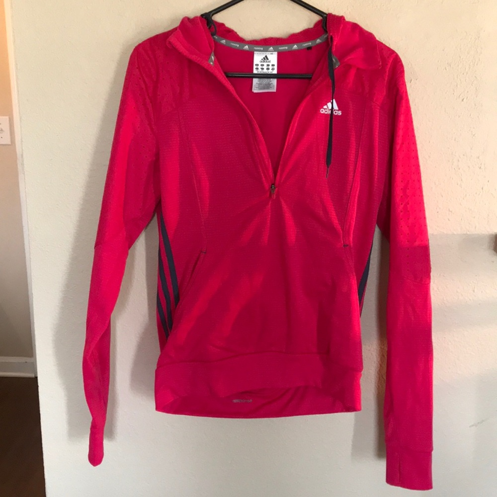 Pink quarter zip. Never been worn.